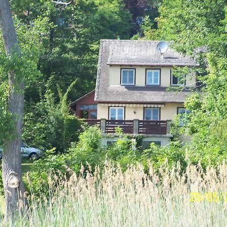 Ferienhaus Haus Am Ufer Гаенхофен Екстериор снимка